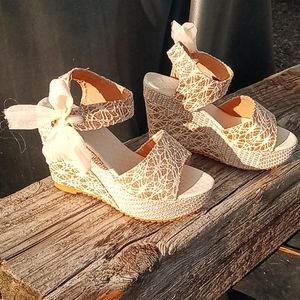 Cream sparkly wedges